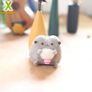 mua-moc-khoa-hoat-hinh-meo-pusheen-quan-12